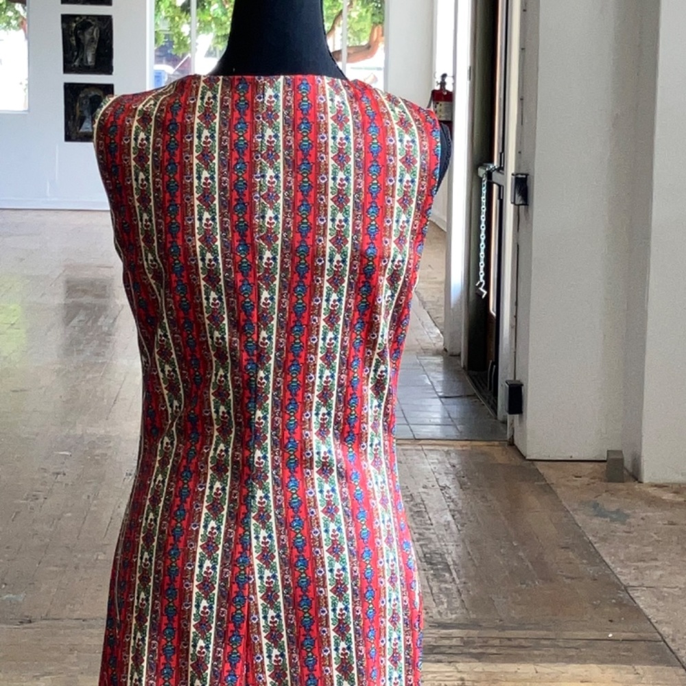 70s handcrafted polyester maxi dress - Picture 4 of 14